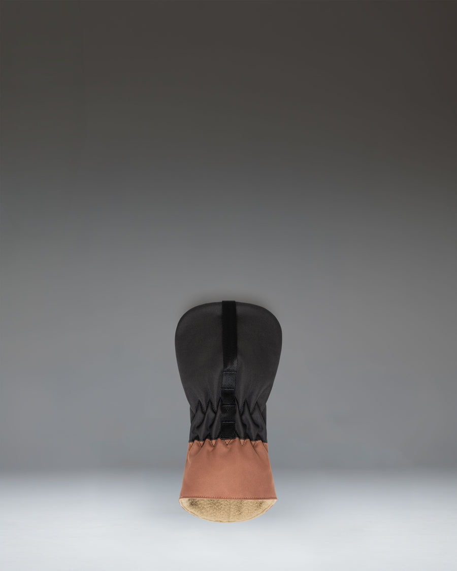 Black and saddle brown Herschel Heritage Driver Head Cover featuring a classic design with a diamond accent and a padded, fleece-lined interior.