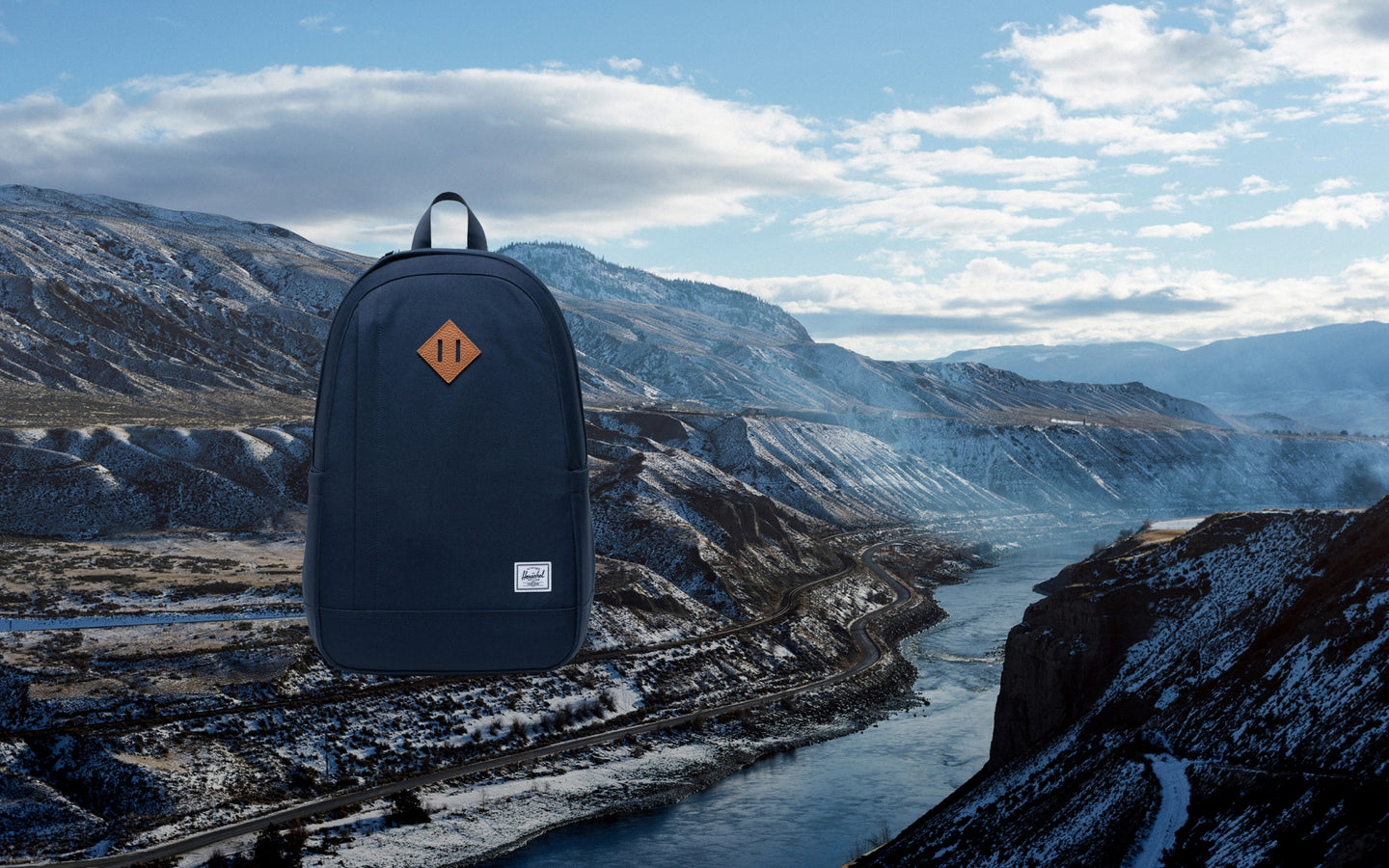 Herschel Seymour Backpack in Navy.